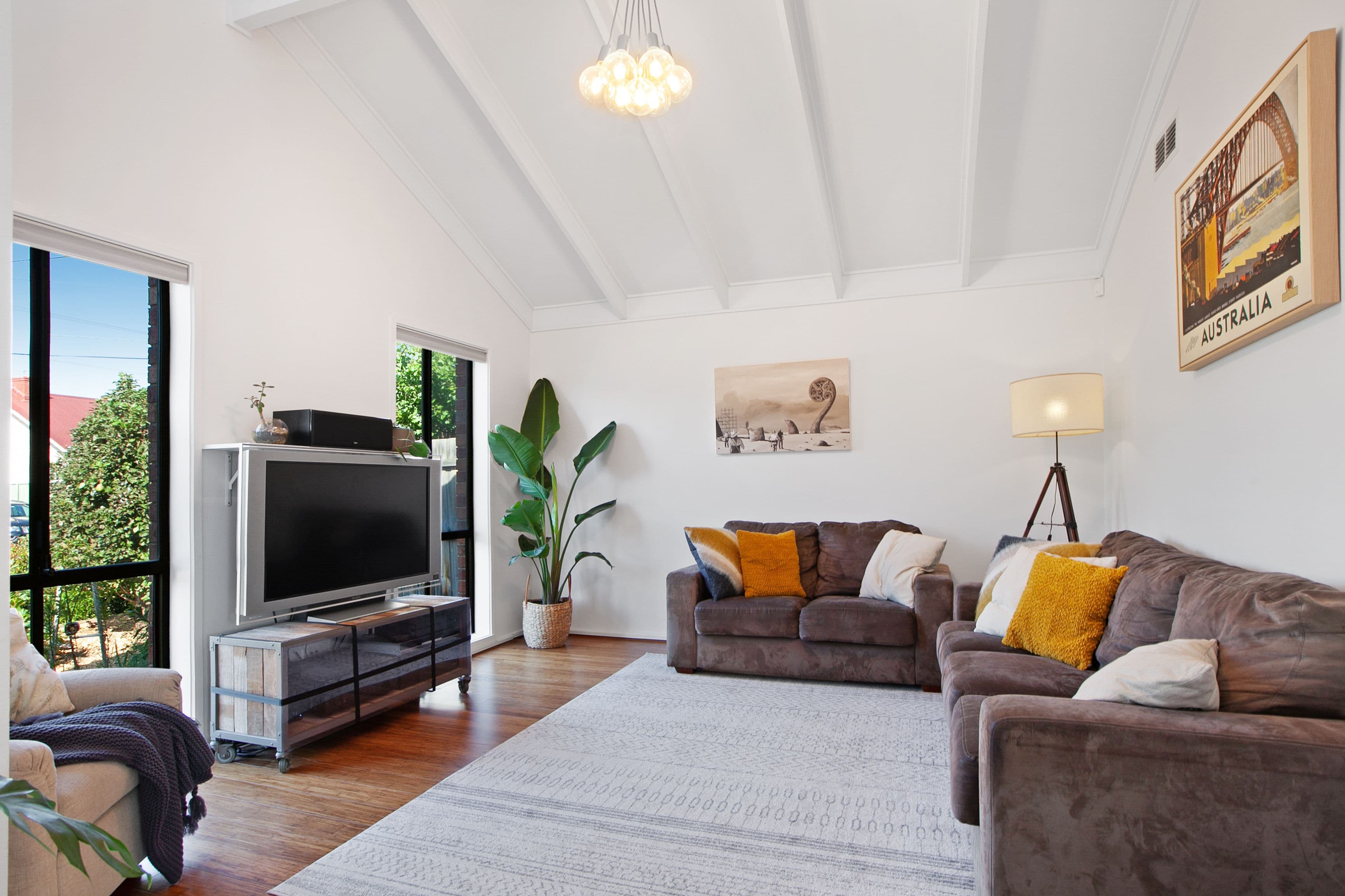 14 Carlisle Street, Preston VIC 3072, Preston - Thumbnail 2