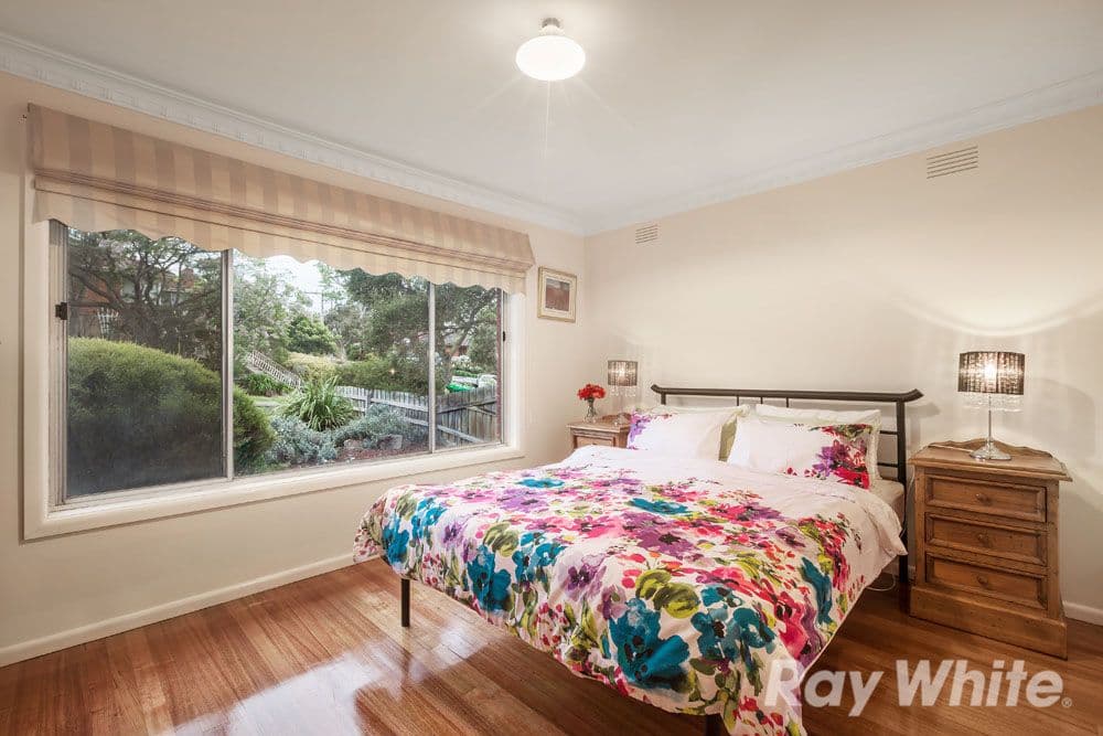 51 Elwers Street, WATSONIA VIC 3087, Watsonia North - Thumbnail 6