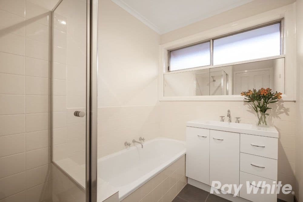 51 Elwers Street, WATSONIA VIC 3087, Watsonia North - Thumbnail 7