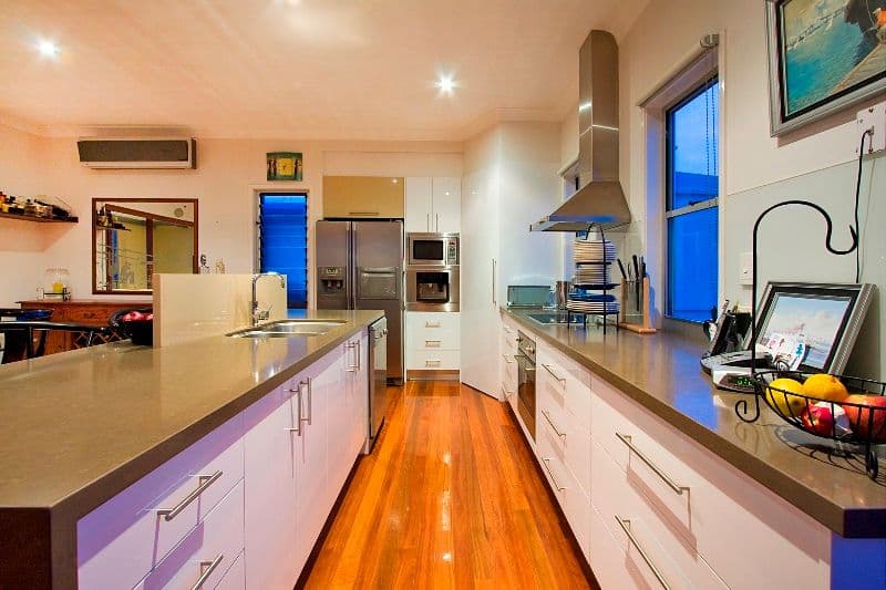 32 Pacific Parade, BILINGA QLD 4225, Bilinga - Thumbnail 3