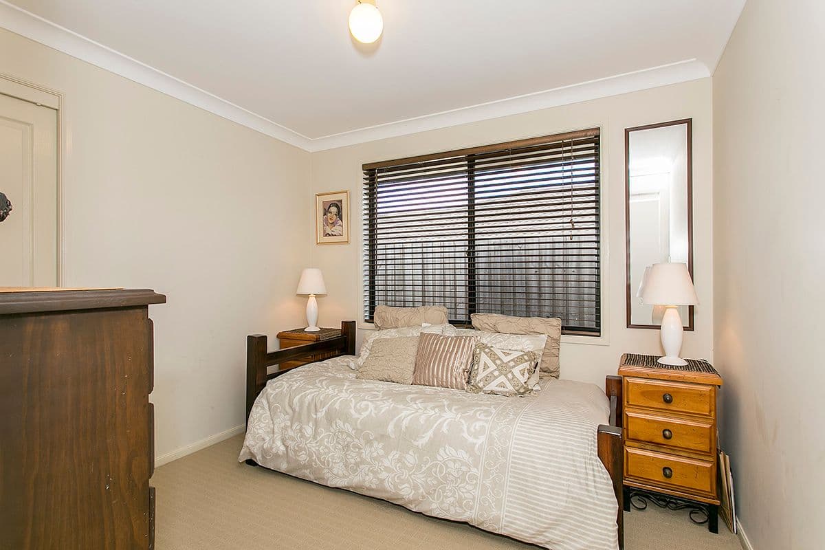 77 Cedar Cutters Crescent, Cooranbong - Thumbnail 6