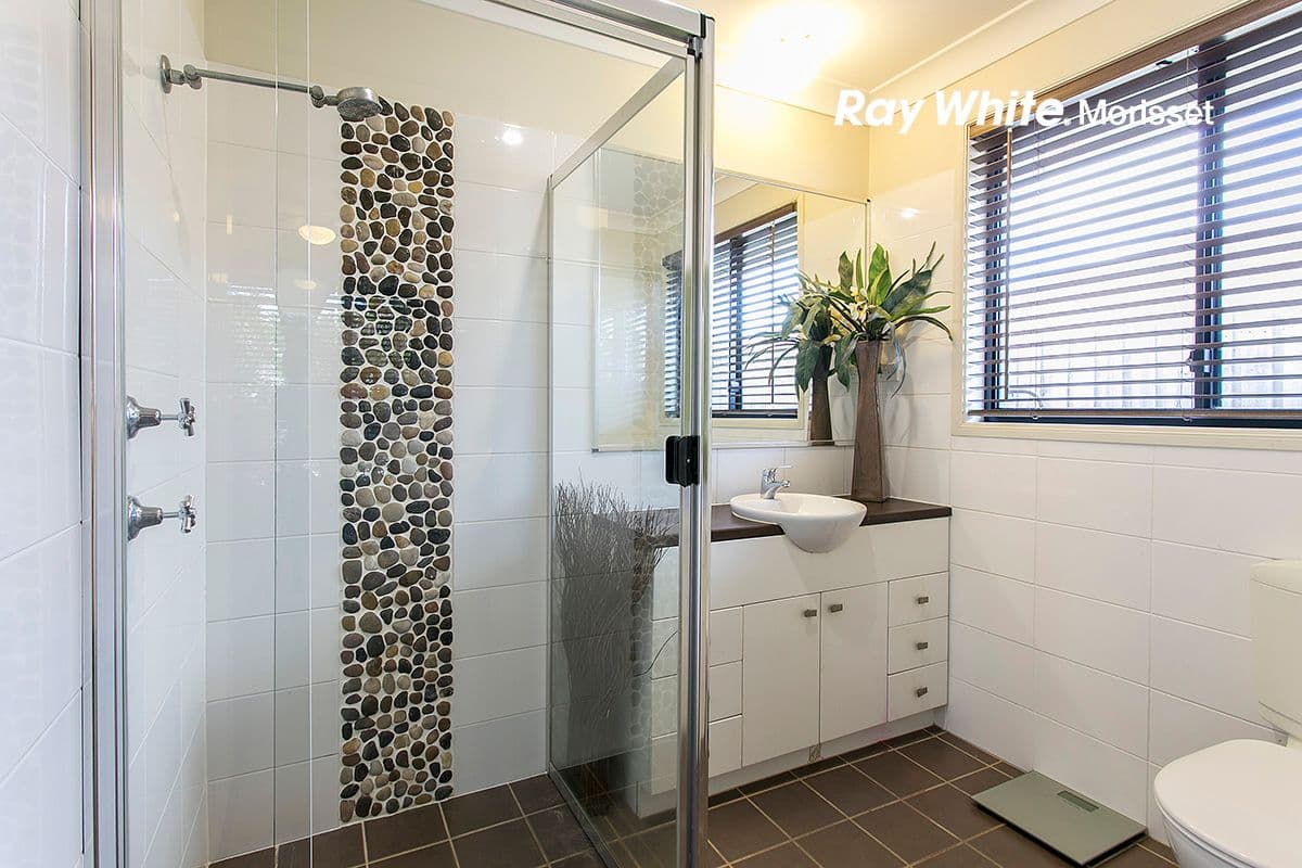 77 Cedar Cutters Crescent, Cooranbong - Thumbnail 7