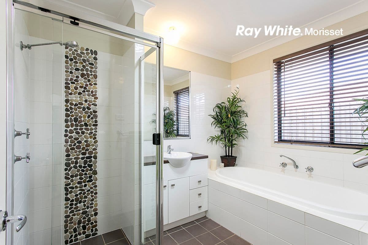 77 Cedar Cutters Crescent, Cooranbong - Thumbnail 8