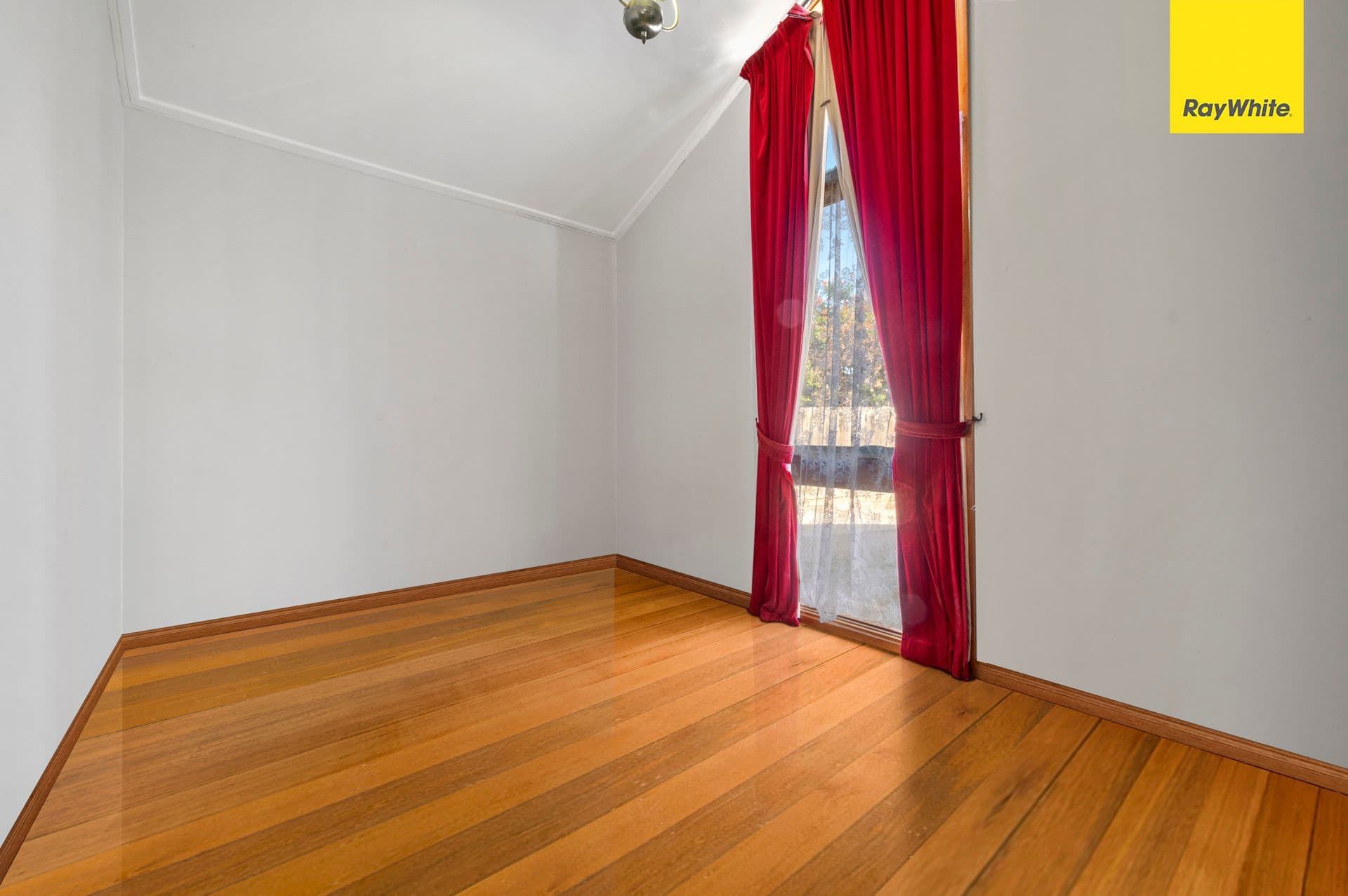 22 Rathdowne Circuit, Melton West VIC 3337, Melton West - Thumbnail 8
