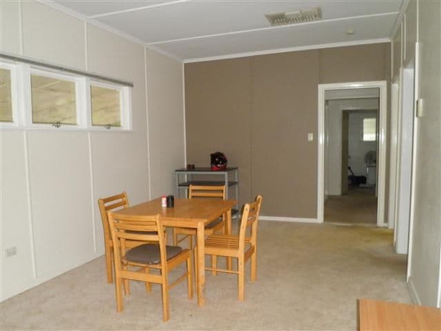 39 Taylor Street, ROMA QLD 4455, Roma - Thumbnail 7