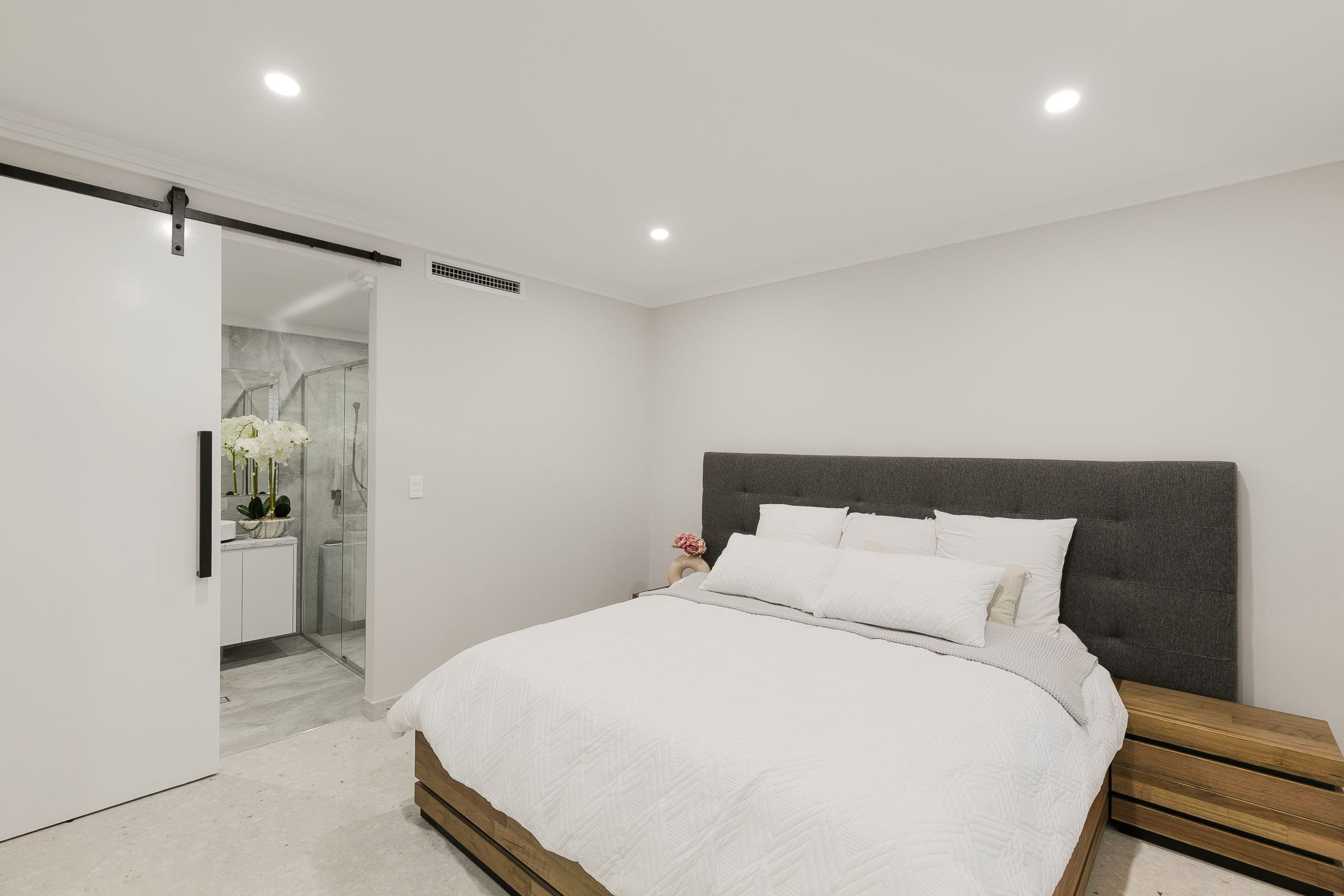 94 Aquamarine Parade, TREEBY WA 6164, Treeby - Thumbnail 7