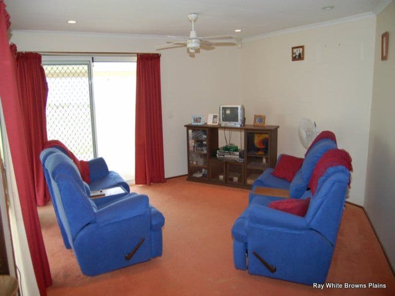 49 Owens Crescent, REGENTS PARK QLD 4118, Regents Park - Thumbnail 2