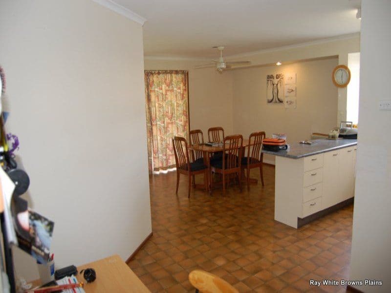 49 Owens Crescent, REGENTS PARK QLD 4118, Regents Park - Thumbnail 7