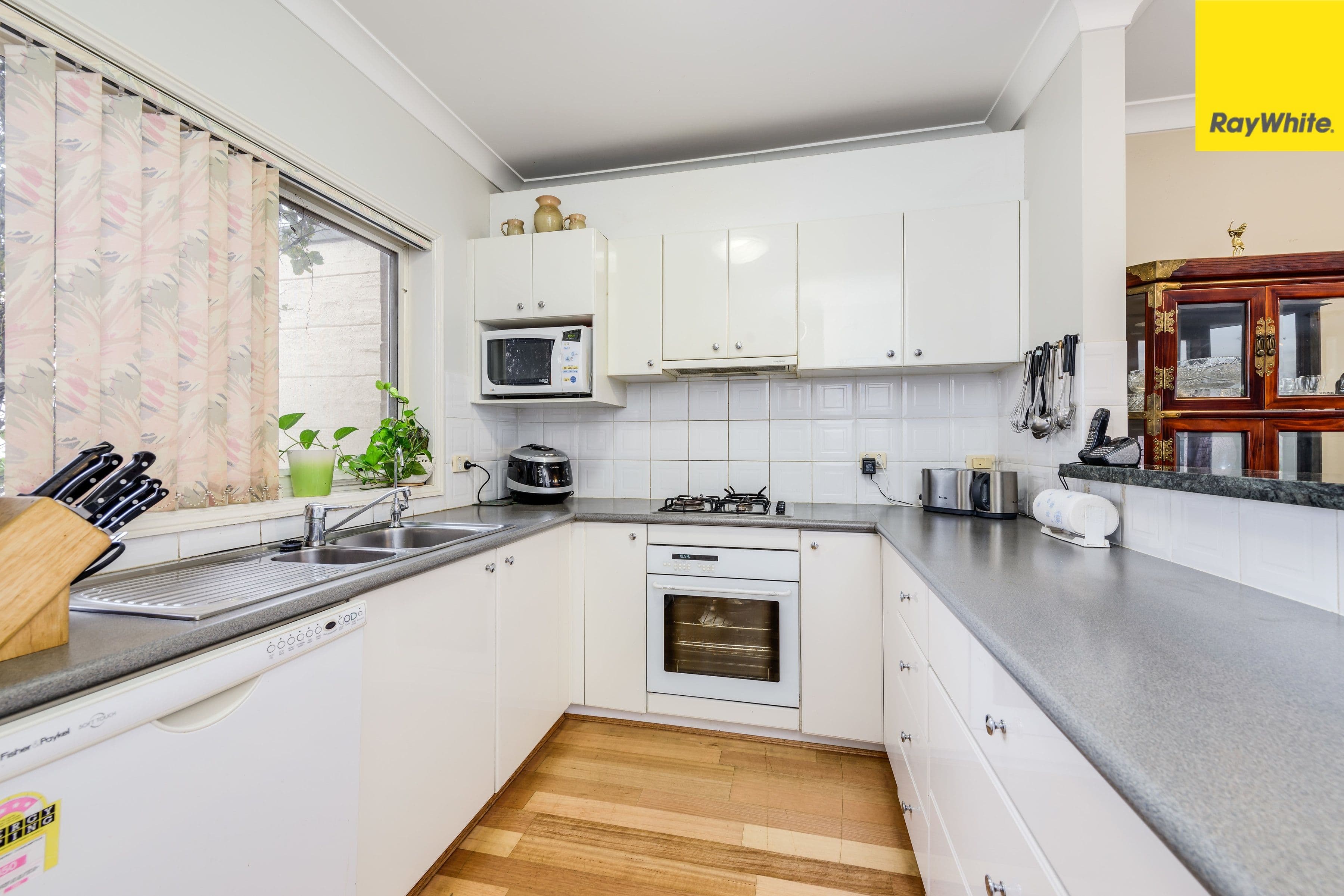 3 Thorpe Avenue, Liberty Grove - Thumbnail 2