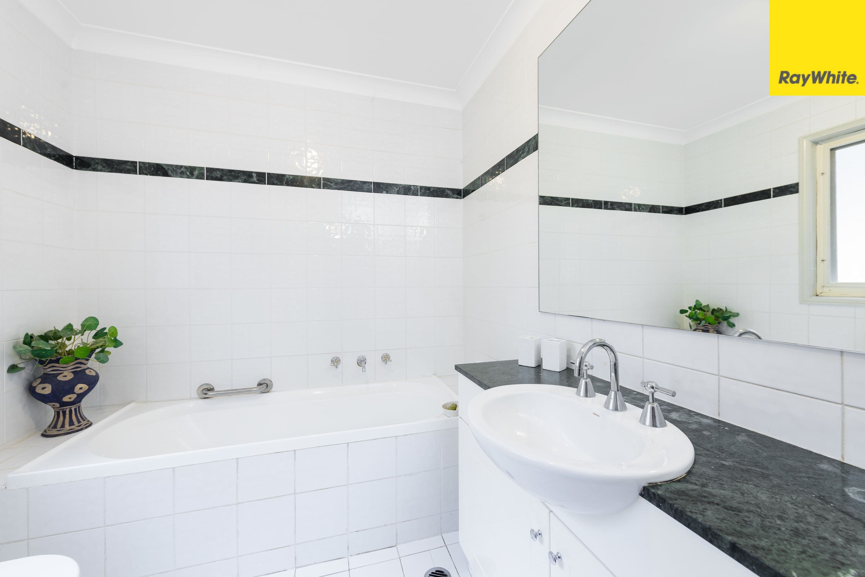 3 Thorpe Avenue, Liberty Grove - Thumbnail 5