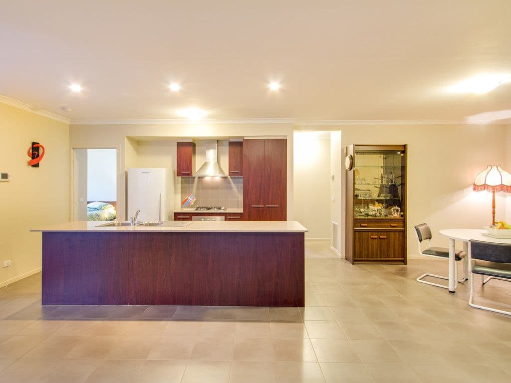 22 Garden View Drive, Tarneit VIC 3029, Tarneit - Thumbnail 3