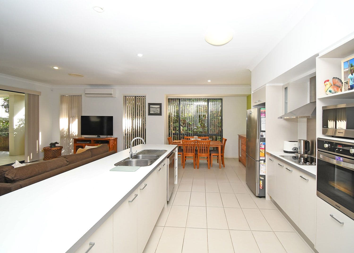 2 Parraweena Court, Point Vernon QLD 4655, Point Vernon - Thumbnail 3