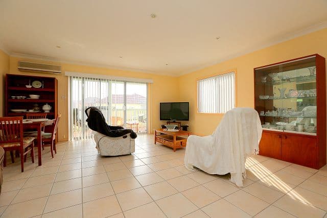 27 Columbine Avenue, Bankstown NSW 2200, Bankstown - Thumbnail 2