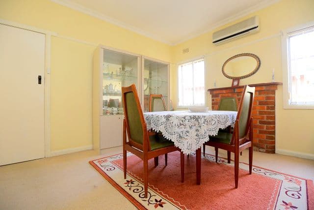 27 Columbine Avenue, Bankstown NSW 2200, Bankstown - Thumbnail 4