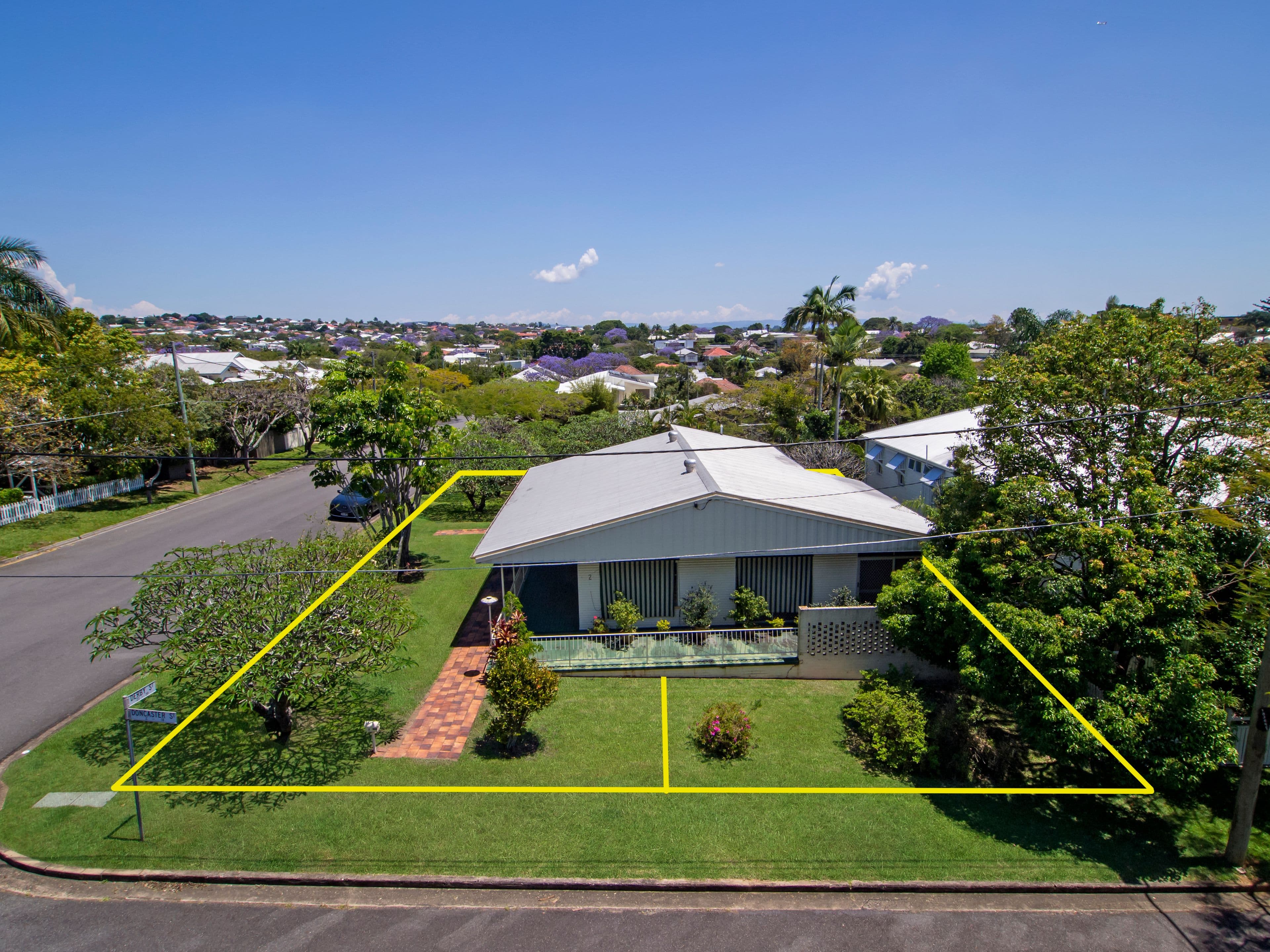 2 Doncaster Street, Hendra QLD 4011, Hendra - Thumbnail 2