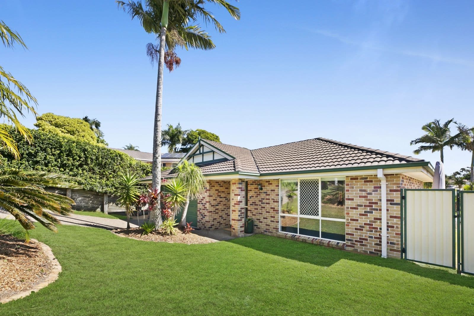 5 Langer Place, Arundel QLD 4214, Arundel - Thumbnail 2