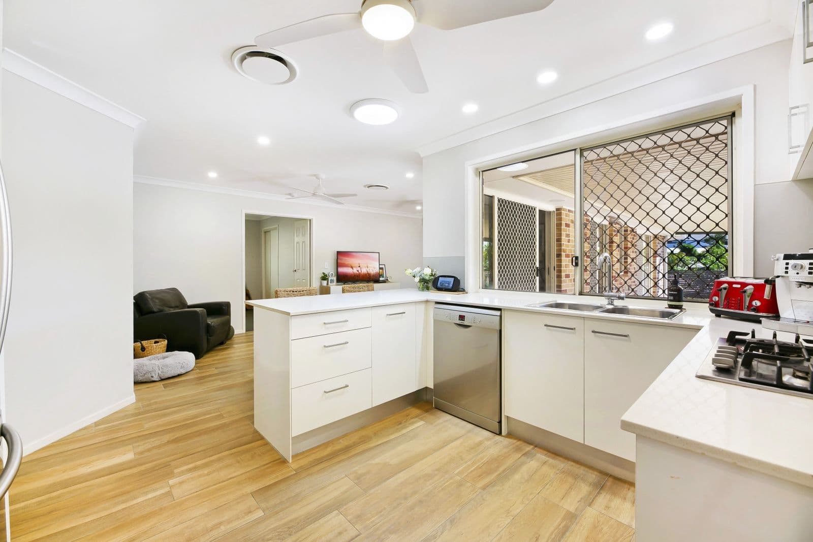 5 Langer Place, Arundel QLD 4214, Arundel - Thumbnail 7