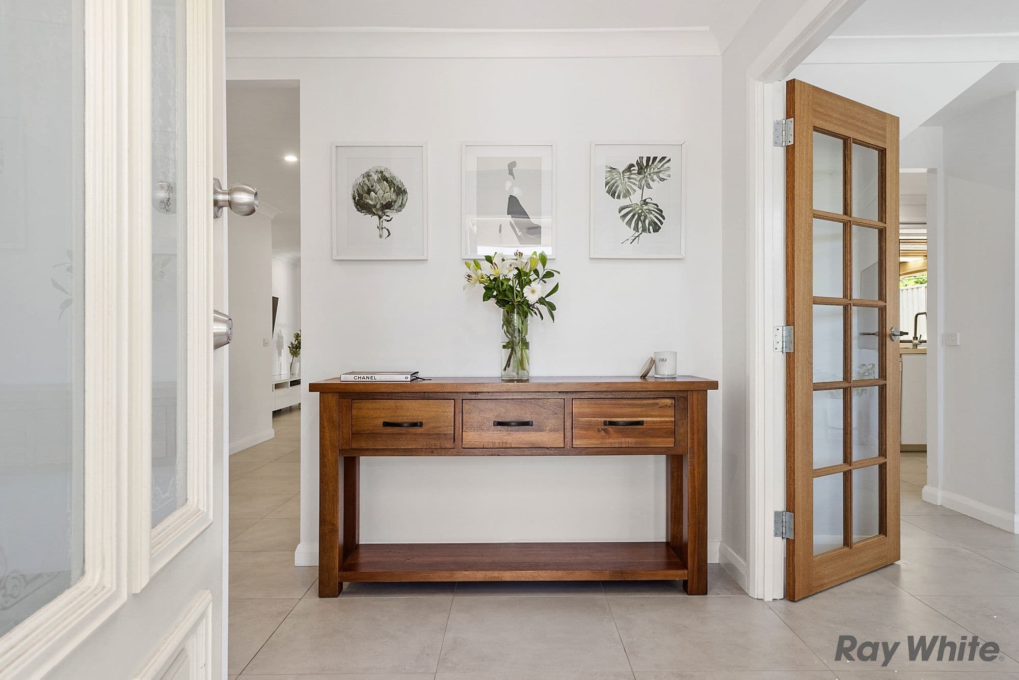 7 Farmer Close, Glenwood - Thumbnail 3