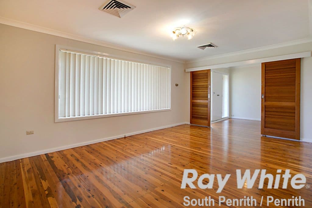 174 Parker Street, Kingswood - Thumbnail 2