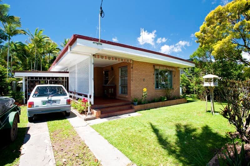 17 Broadwater Avenue, MAROOCHYDORE QLD 4558, Maroochydore - Thumbnail 2