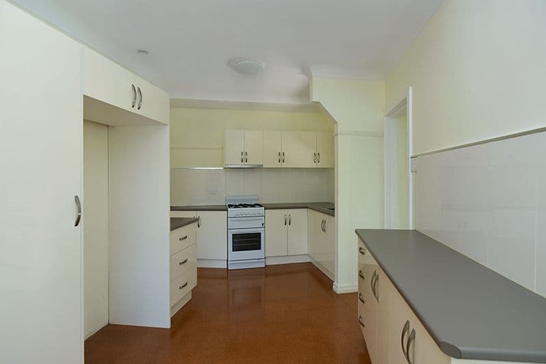 130 Drayton Road, Harristown QLD 4350, Harristown - Thumbnail 3