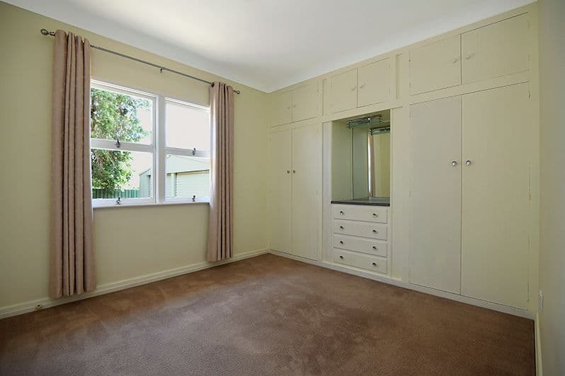 130 Drayton Road, Harristown QLD 4350, Harristown - Thumbnail 6