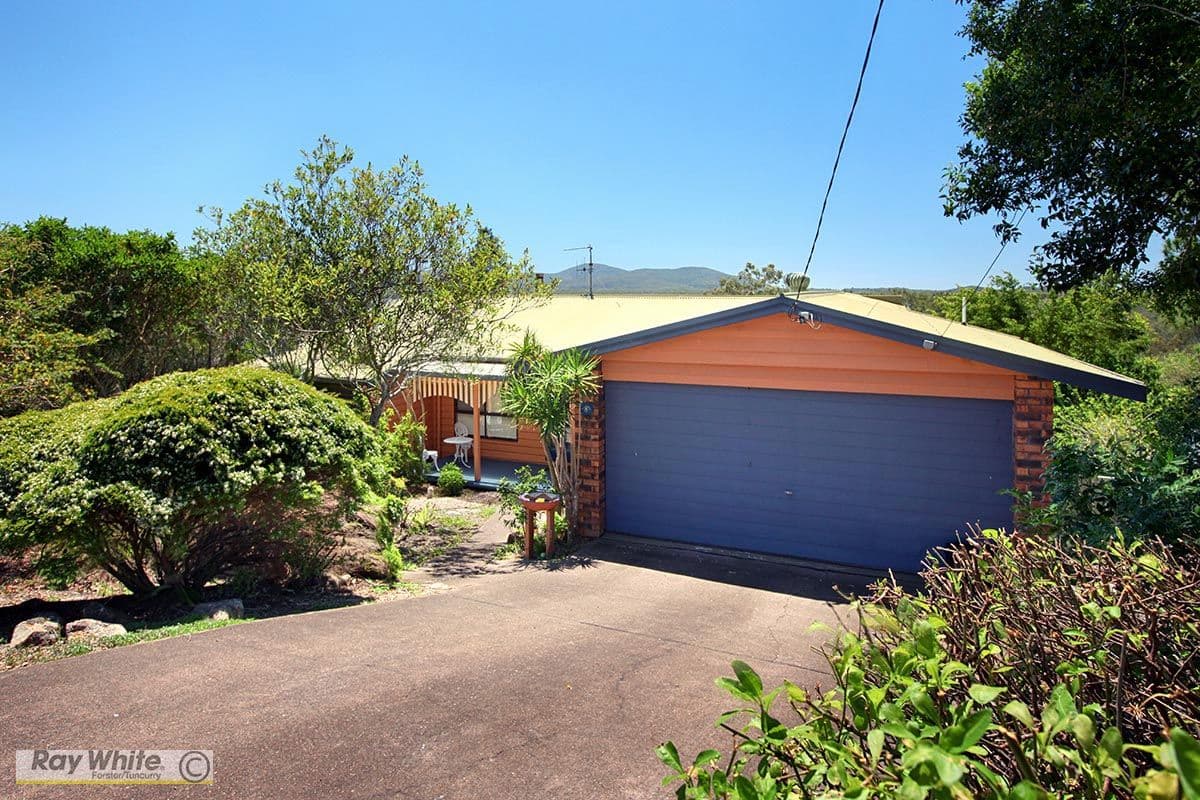 8 Lucas Avenue, Green Point - Image 1