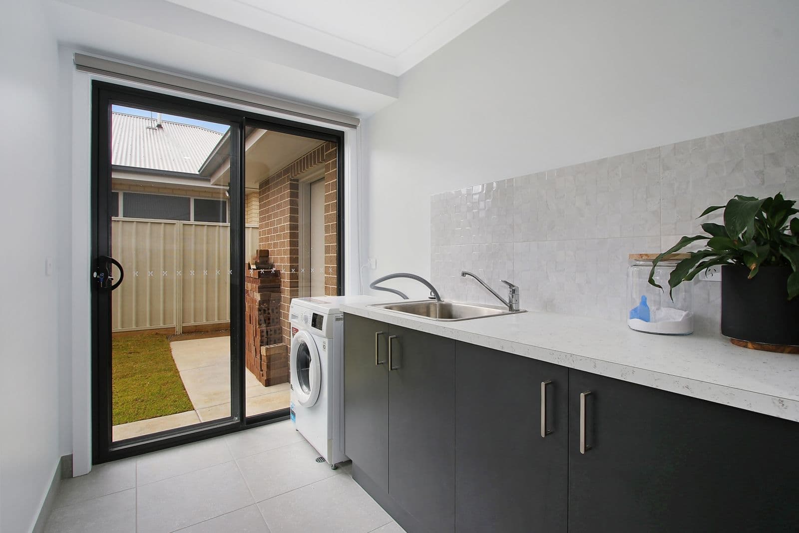 39 Dawson Street, Hamilton Valley NSW 2641, Hamilton Valley - Thumbnail 6