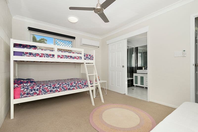 4 Courtney Street, Cranbrook QLD 4814, Cranbrook - Thumbnail 6
