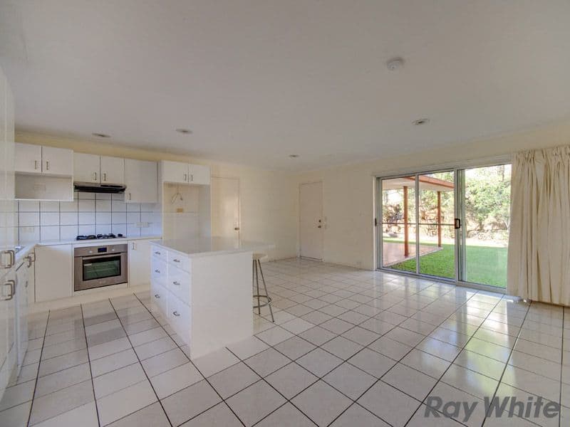 3 Yeoman Street, CHAPEL HILL QLD 4069, Chapel Hill - Thumbnail 4