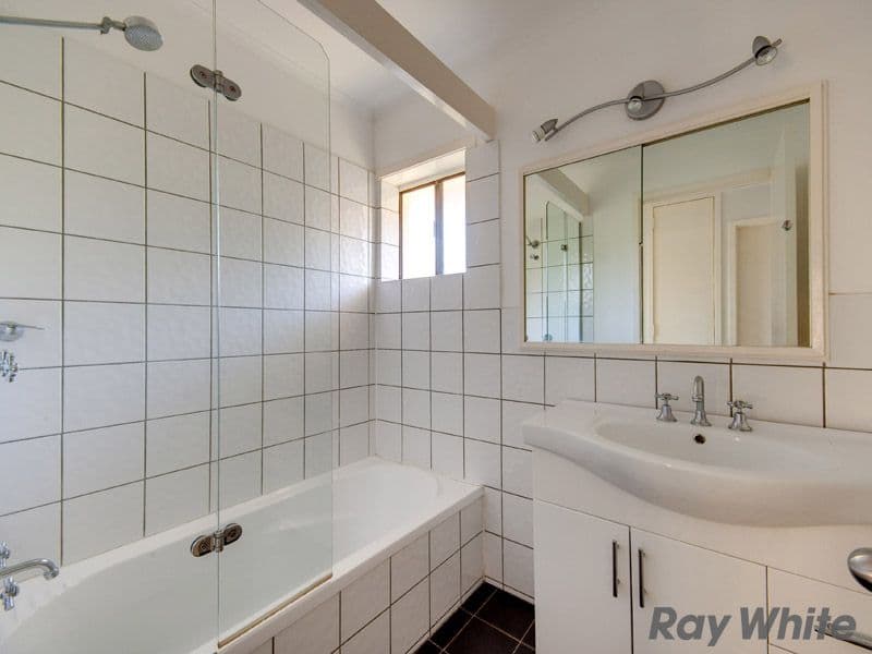 3 Yeoman Street, CHAPEL HILL QLD 4069, Chapel Hill - Thumbnail 7