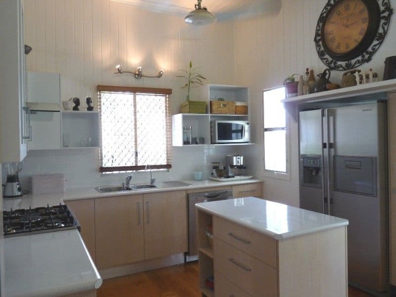 41 Armstrong Street, BERSERKER QLD 4701, Berserker - Thumbnail 2