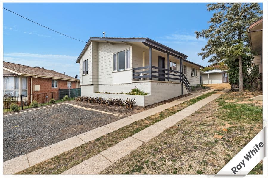 14 Banksia Crescent, Karabar - Image 1