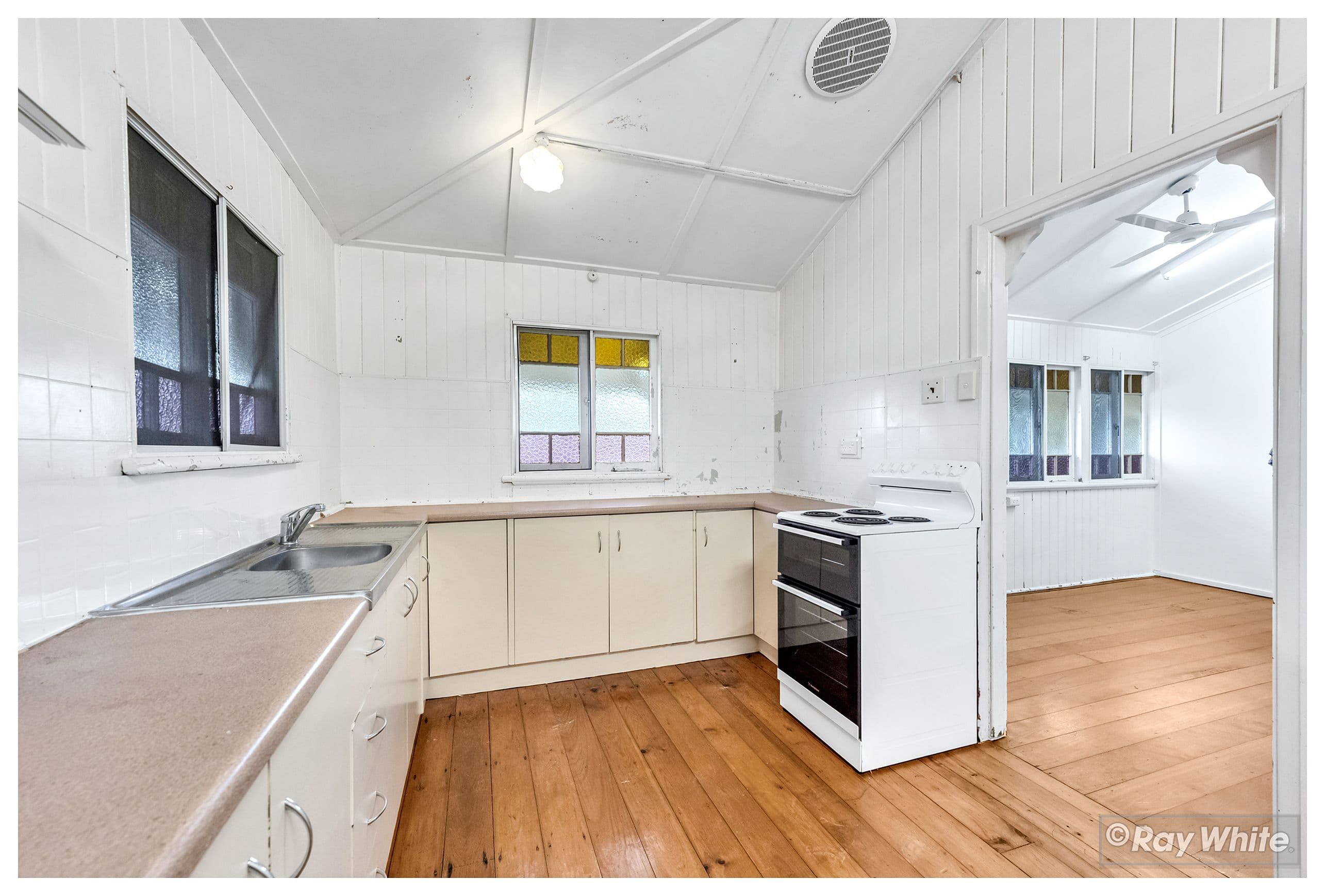 337 East Street, Depot Hill QLD 4700, Depot Hill - Thumbnail 3
