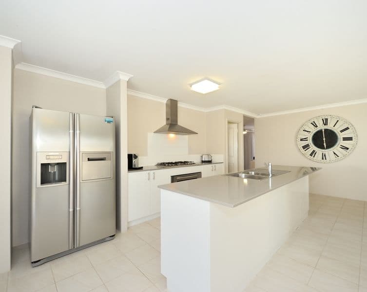17 Alassio Parade, Secret Harbour WA 6173, Secret Harbour - Image 1