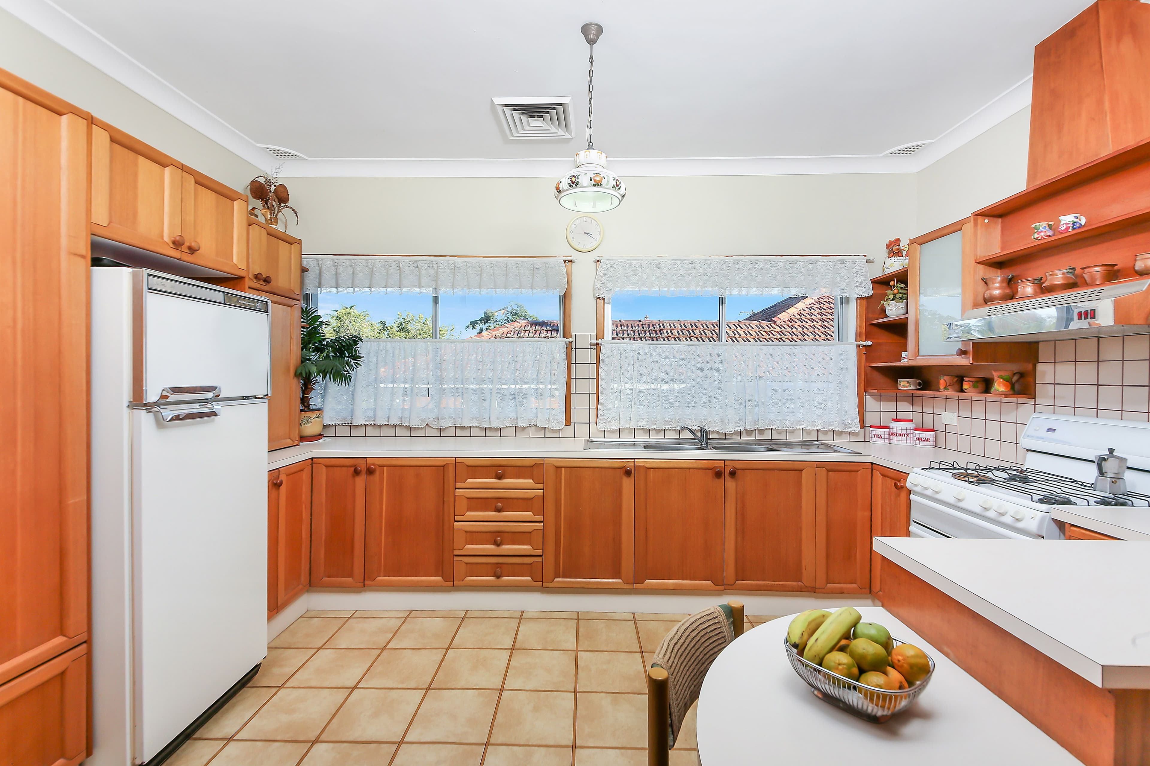 163 Hillcrest Avenue, Greenacre - Thumbnail 3