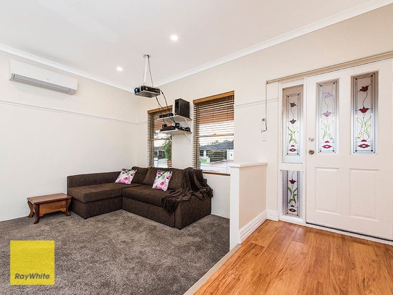 14 Sapphire Way, Maida Vale WA 6057, Maida Vale - Thumbnail 3