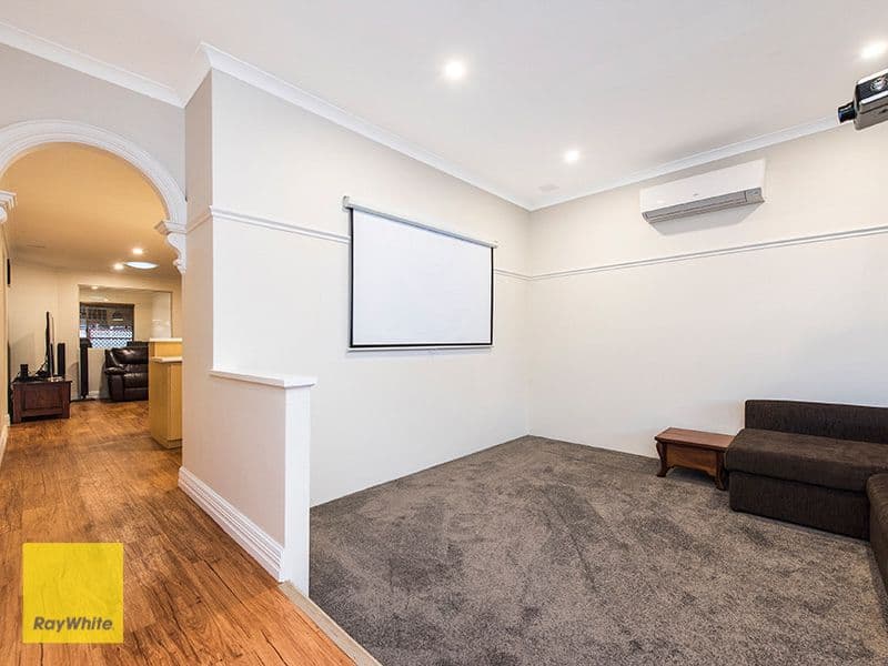 14 Sapphire Way, Maida Vale WA 6057, Maida Vale - Thumbnail 4