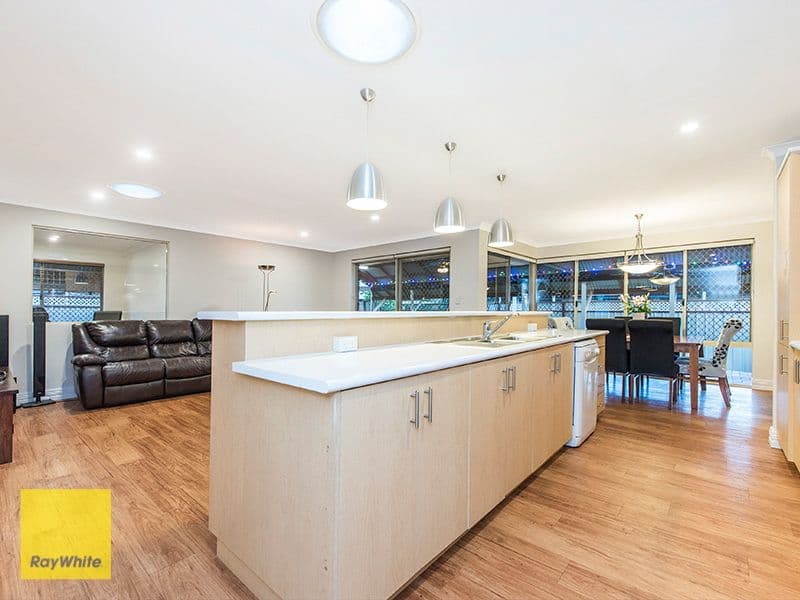 14 Sapphire Way, Maida Vale WA 6057, Maida Vale - Thumbnail 8