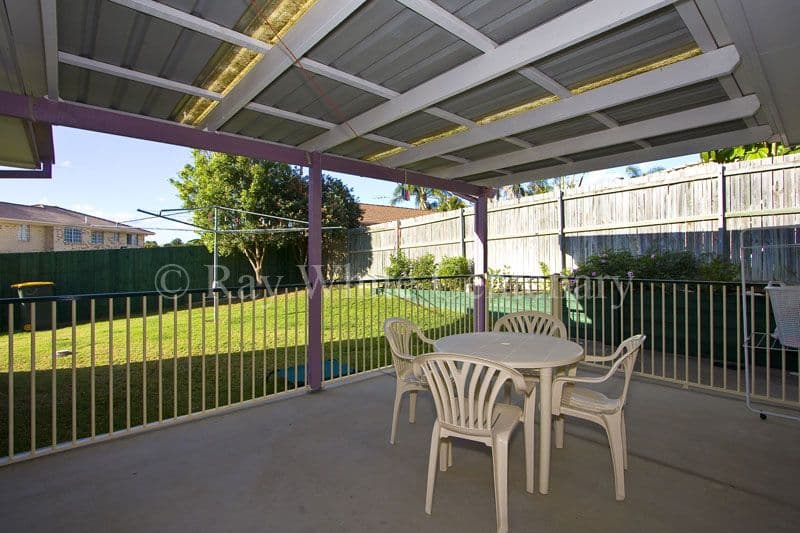 15 Wallaroo Way, DOOLANDELLA QLD 4077, Doolandella - Image 1