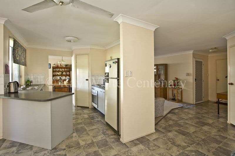 15 Wallaroo Way, DOOLANDELLA QLD 4077, Doolandella - Thumbnail 3