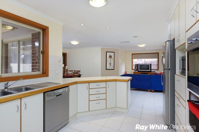 42 Michael Holt Crescent, GORDON ACT 2906, Gordon - Thumbnail 8