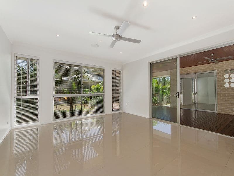 17 Stone Creek Drive, Upper Coomera QLD 4209, Upper Coomera - Thumbnail 4