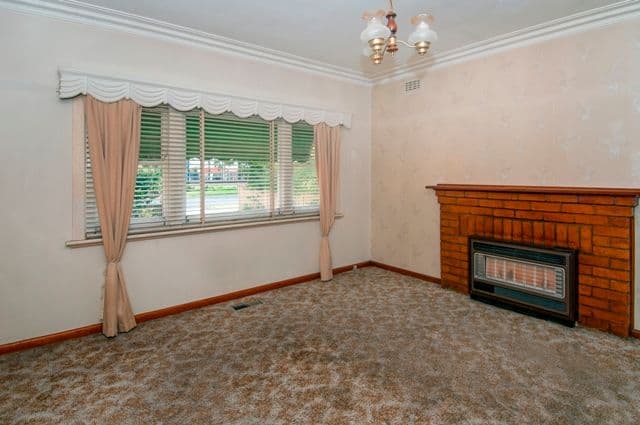 17 Macartney Street, RESERVOIR VIC 3073, Reservoir - Thumbnail 4