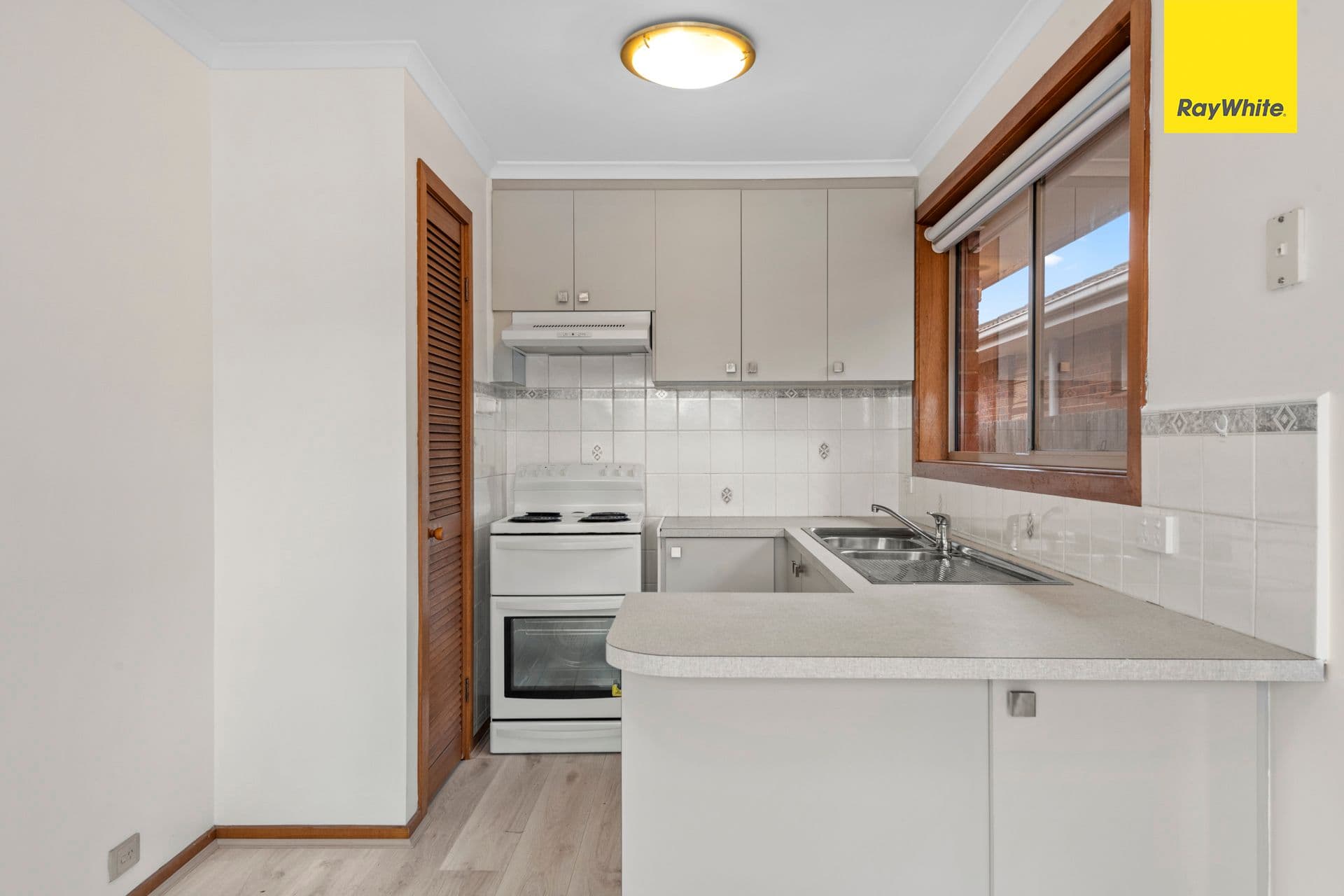 6 Oakfield Court, Melton South VIC 3338, Melton South - Thumbnail 5