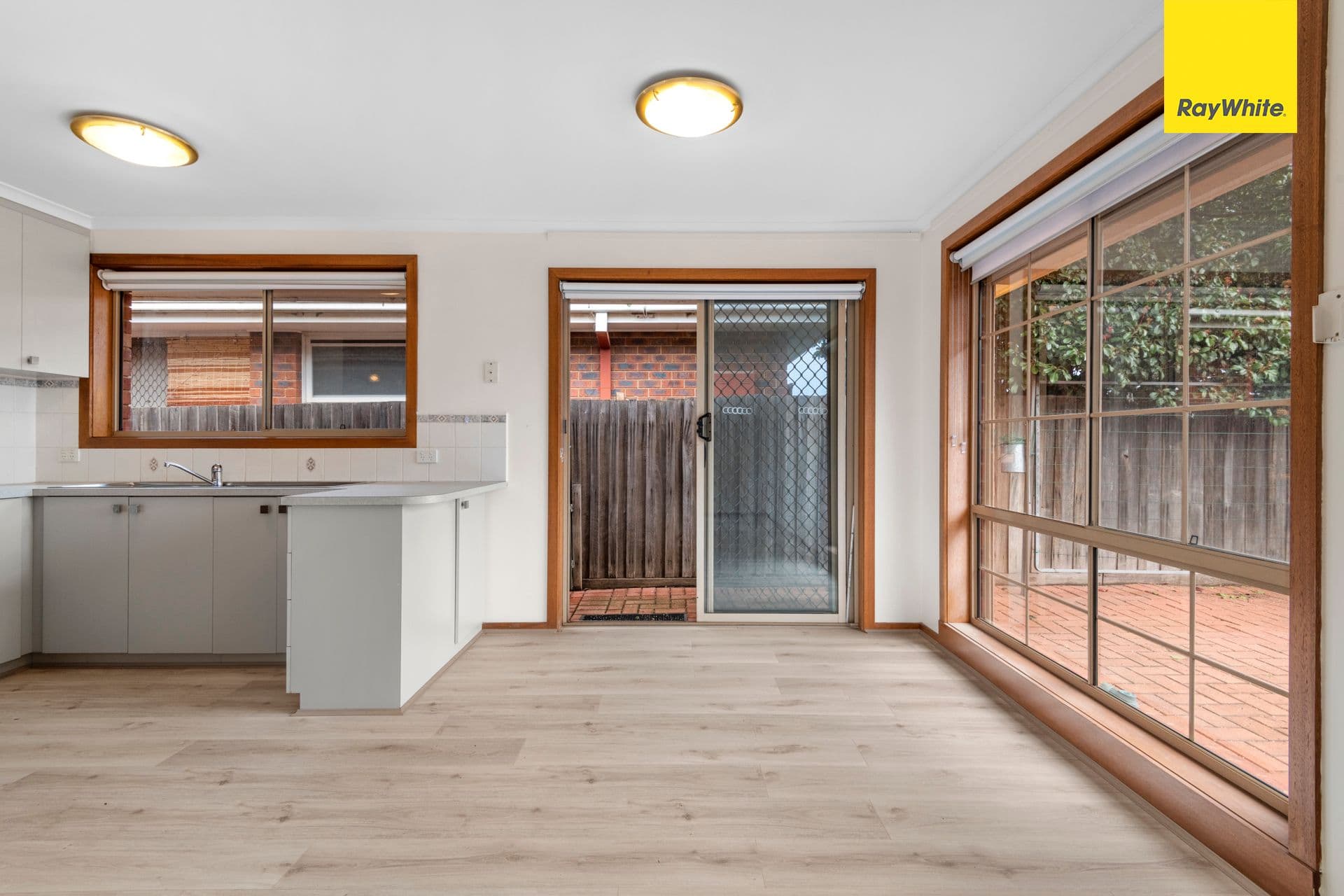 6 Oakfield Court, Melton South VIC 3338, Melton South - Thumbnail 7