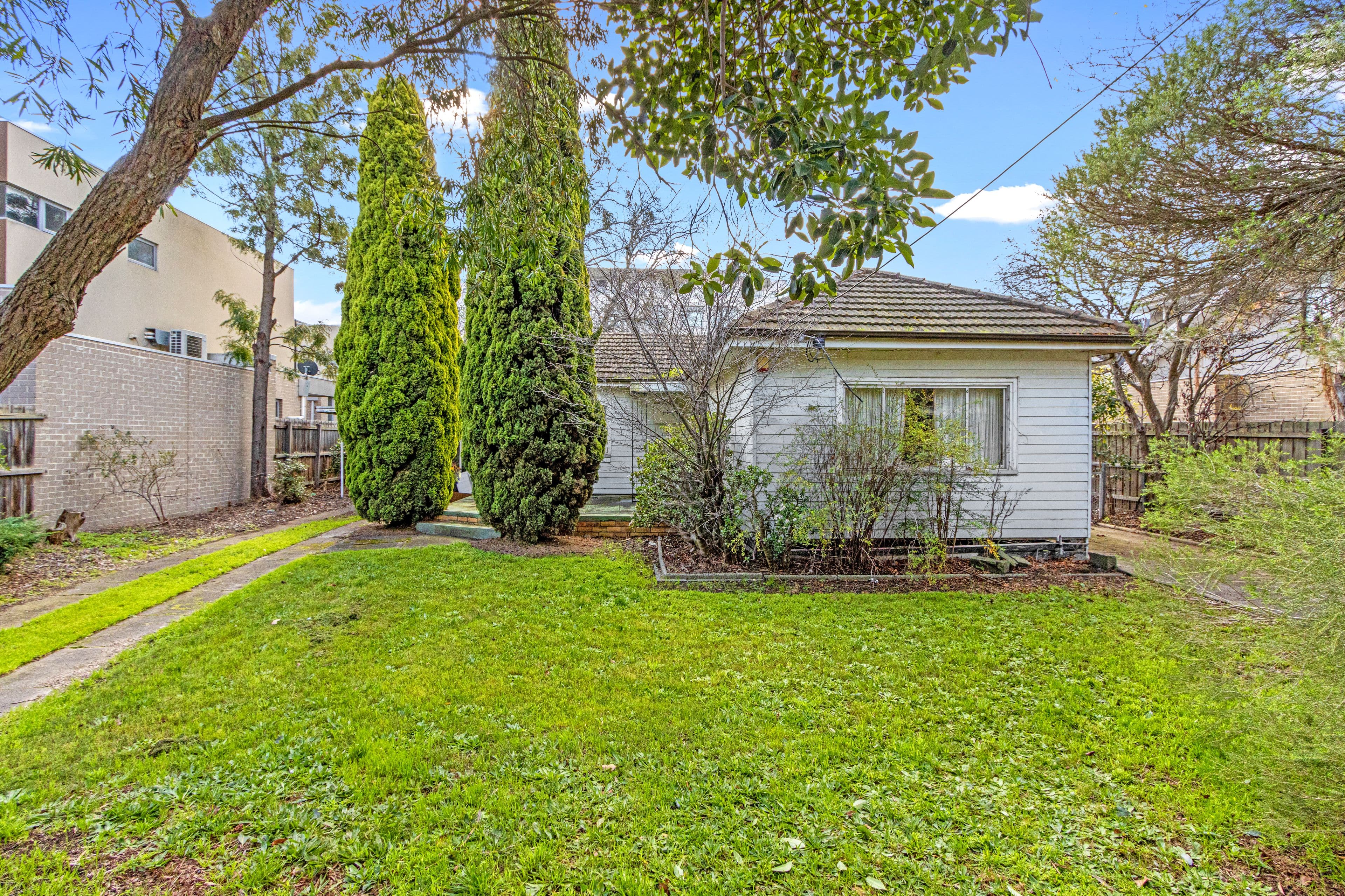 14 Lake Avenue, Pascoe Vale VIC 3044, Pascoe Vale - Thumbnail 2