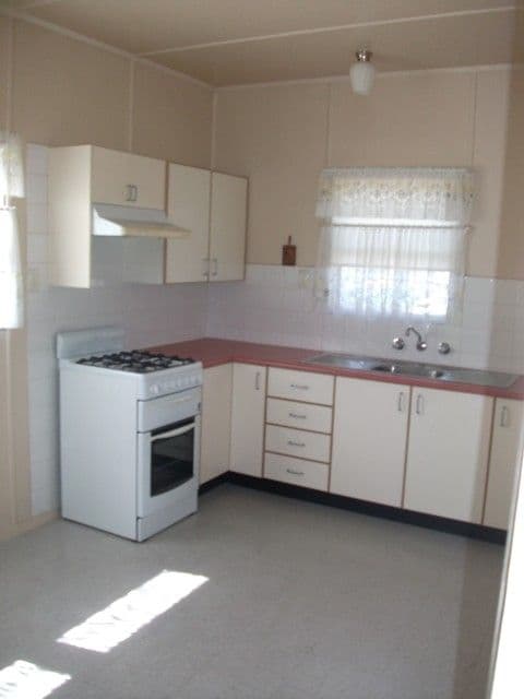 14 Maxwell Avenue, ORANGE NSW 2800, Orange - Thumbnail 2