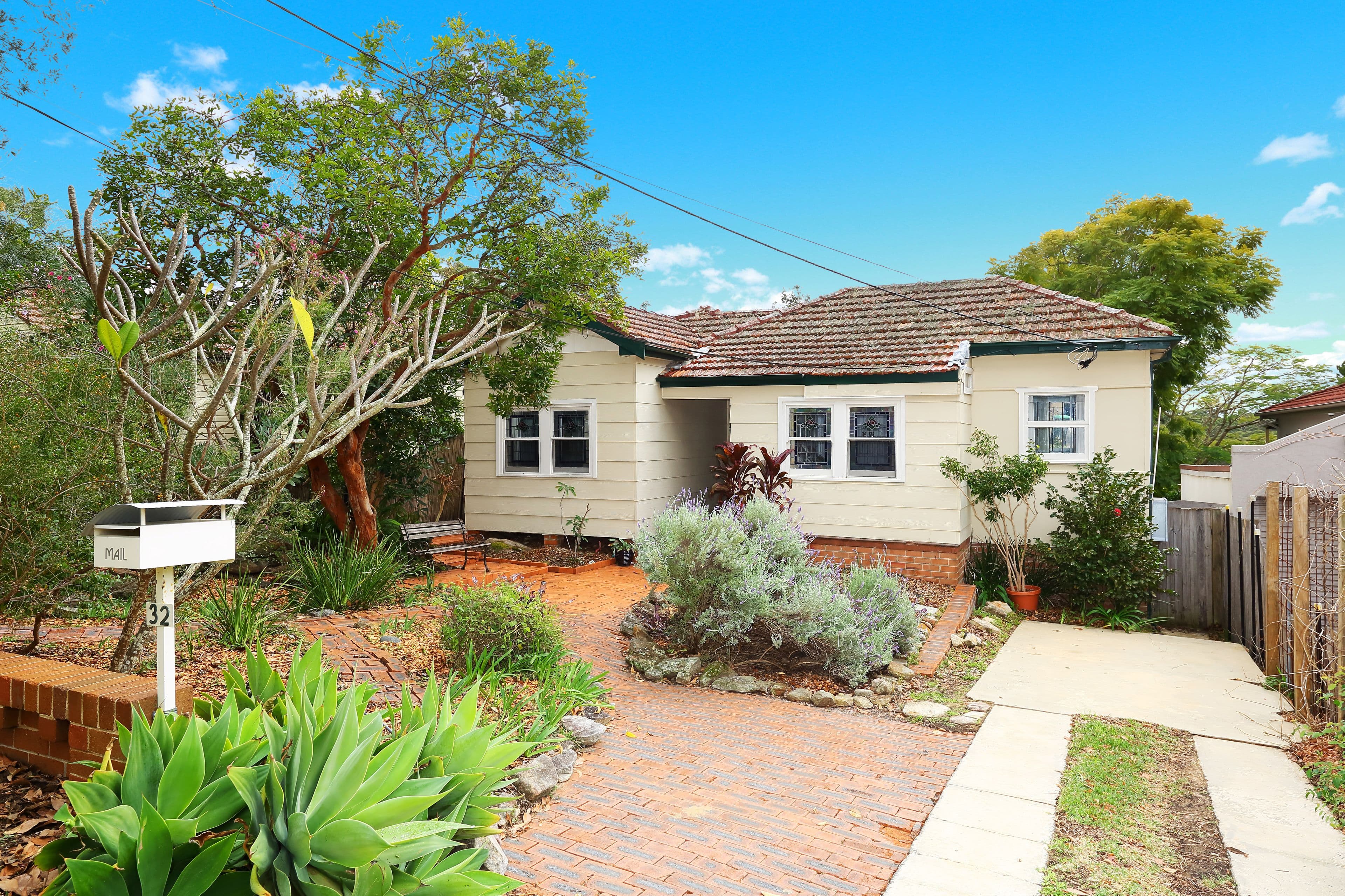 32 Park Avenue, Oatley - Image 1