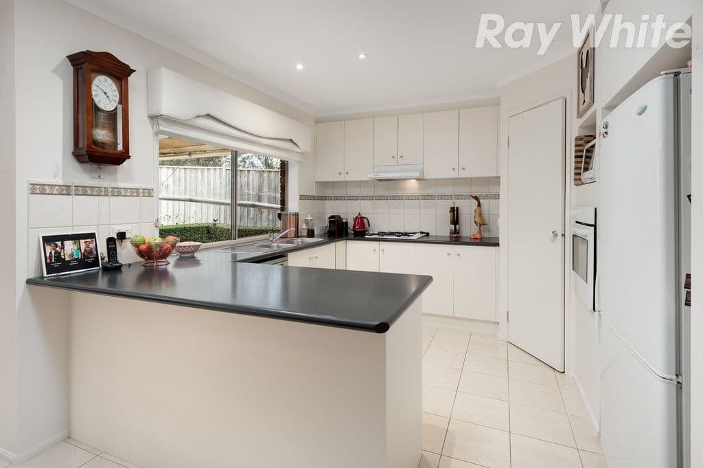 27 Tennyson Circuit, Mill Park VIC 3082, Mill Park - Thumbnail 6